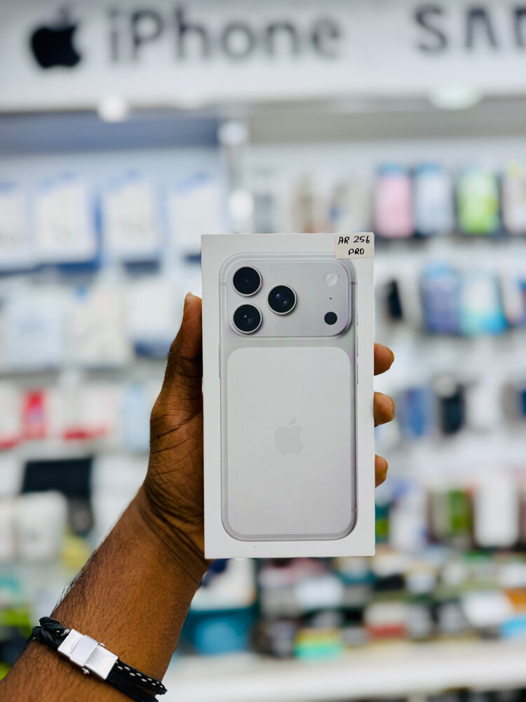 iPhone 17 Pro  - 3