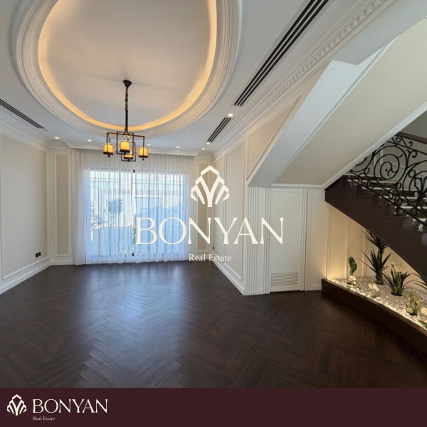 Luxury Villa in Al Duhail - 3