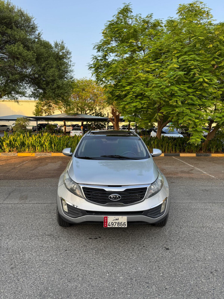 kia Sportage full option  - 3