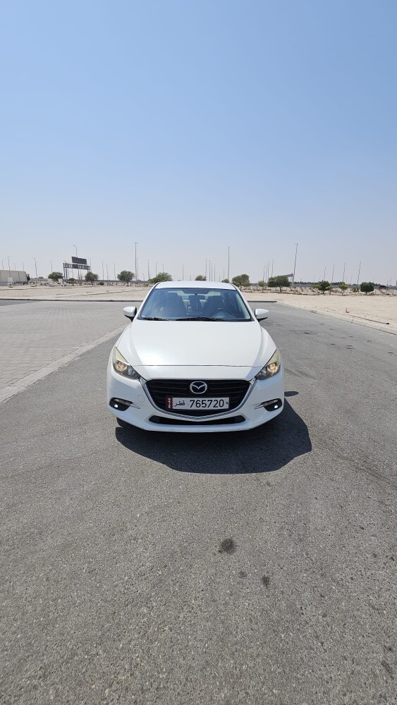 Mazda 3 White - 3