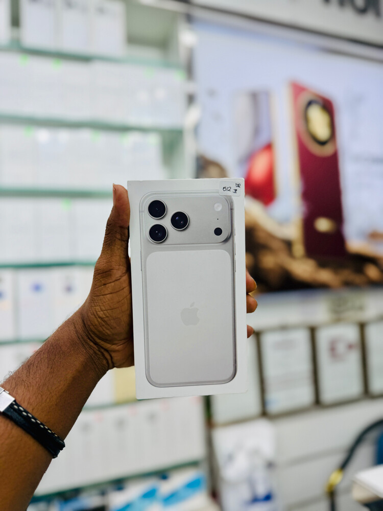 iPhone 17 pro max  - 3
