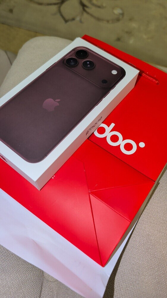  iPhone 18 pro 256 burgundy new  - 1