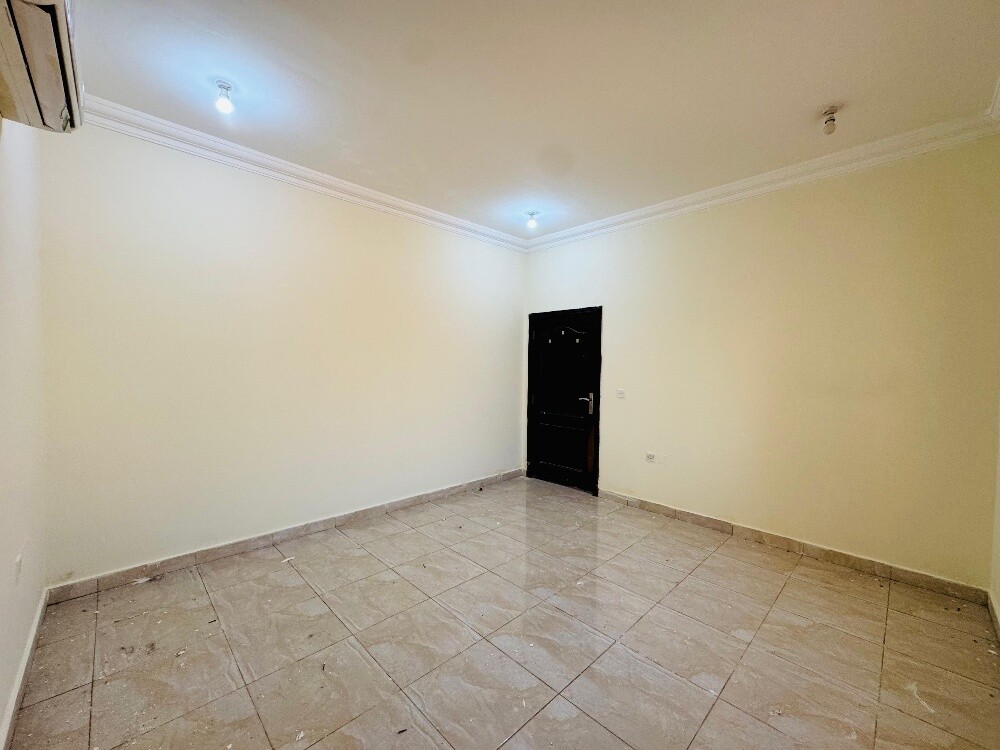 Single-story villa for rent in Umm - 7