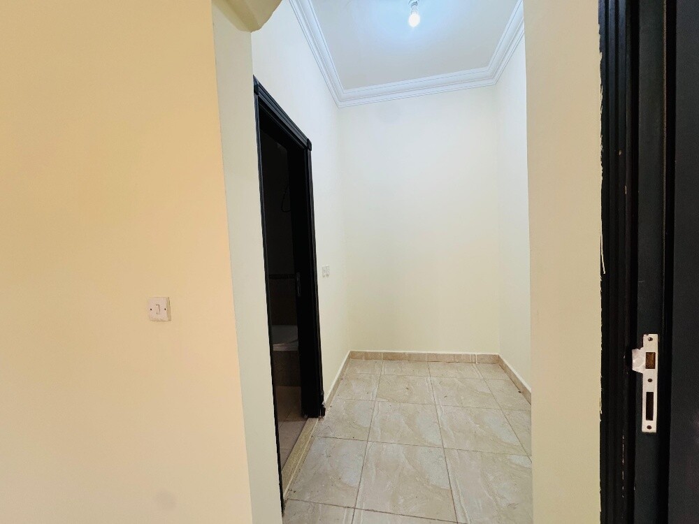 Single-story villa for rent in Umm - 11