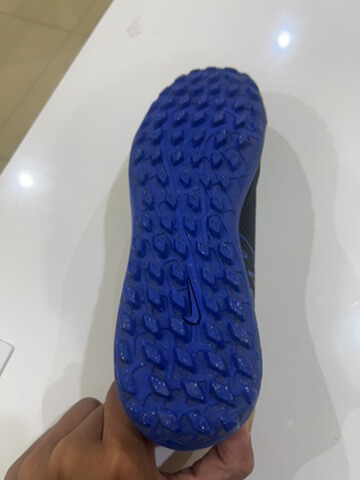 selling original mercurial boots - 7