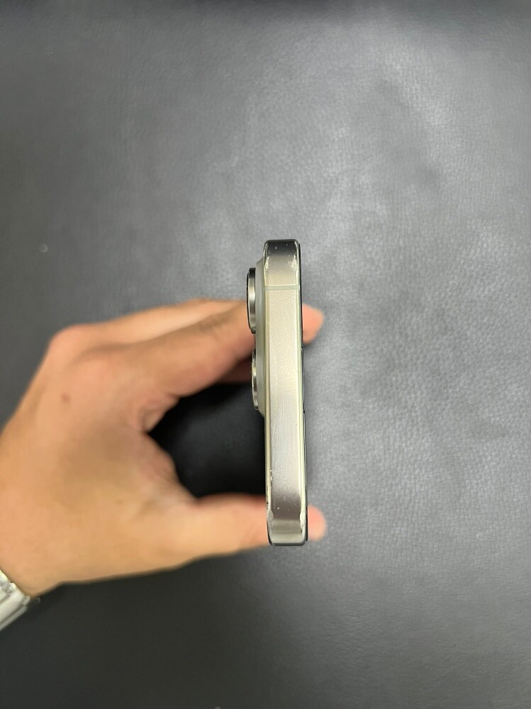 iPhone 16 Pro - 7