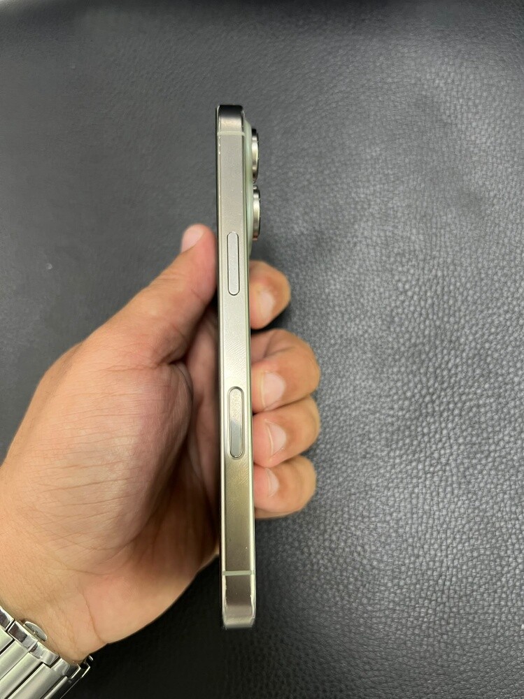 iPhone 16 Pro - 6