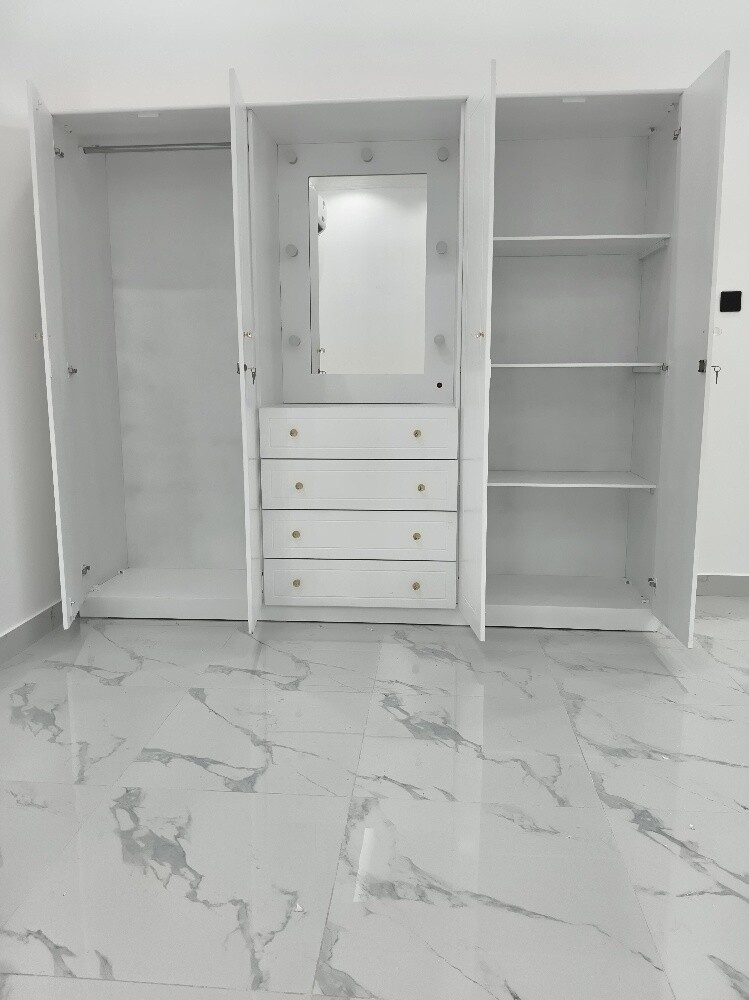 دولاب كل باب في - 4