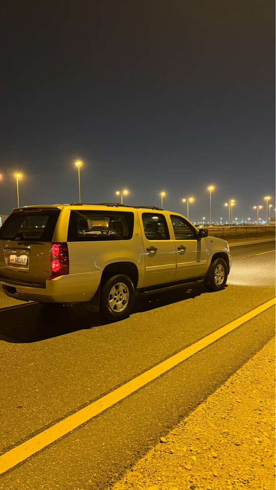 Clean Suburban, new registration - 4