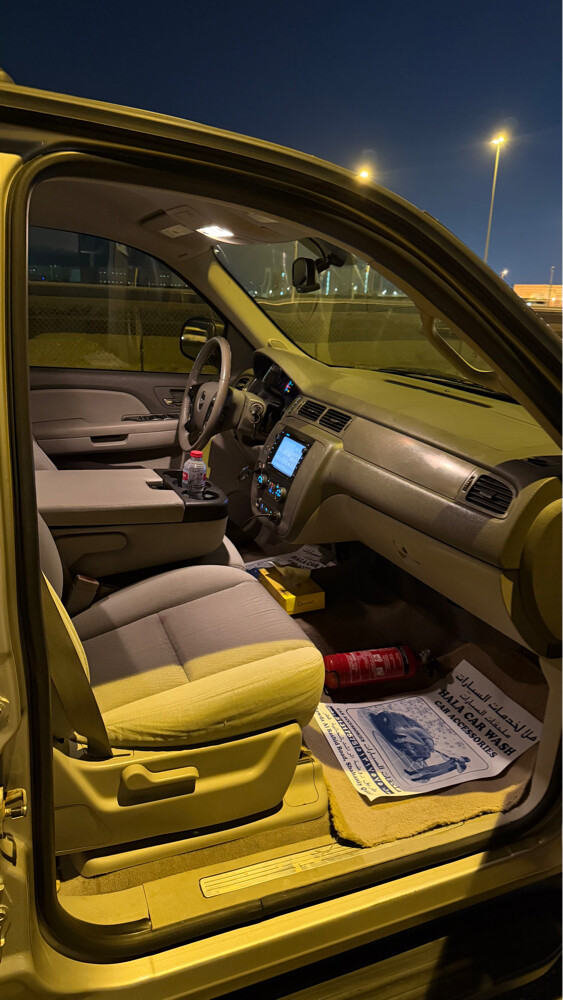 Clean Suburban, new registration - 5