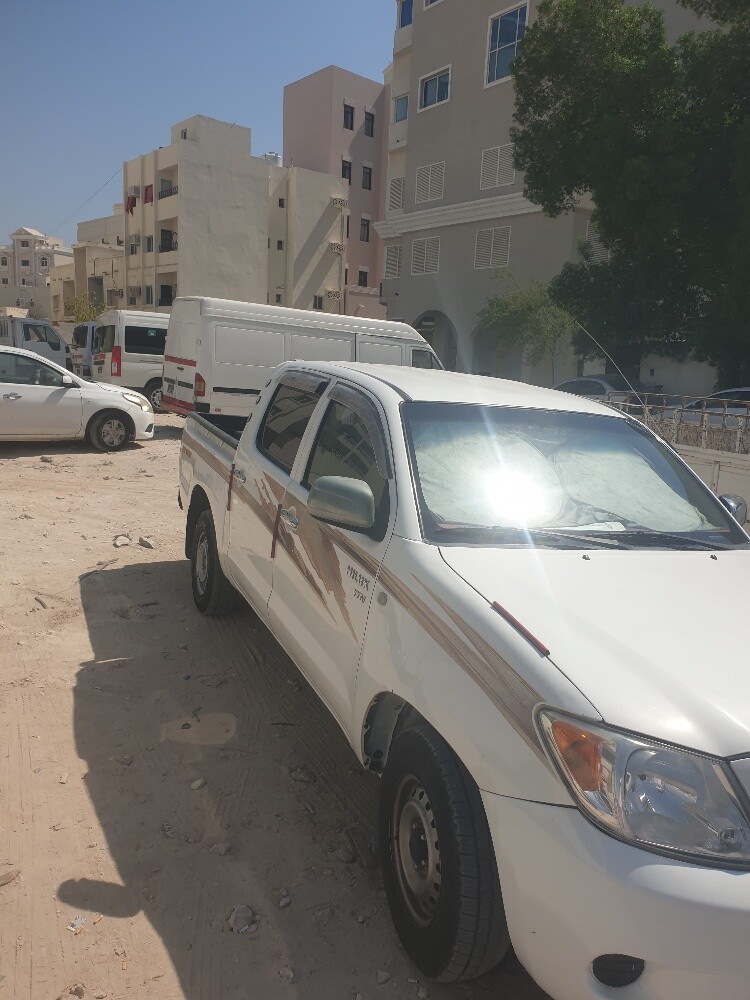 Toyota hilux contact 33044547 - 3