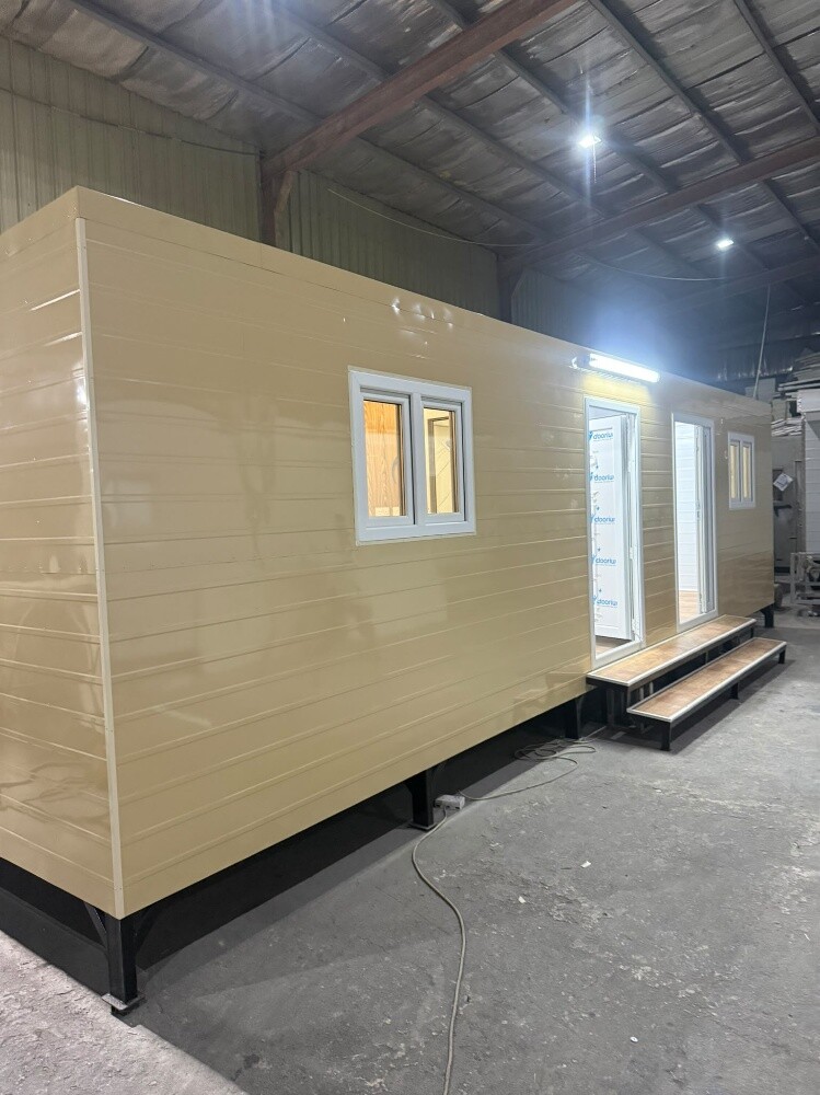 Cabin 3.5 /9 Room & toilet - 2