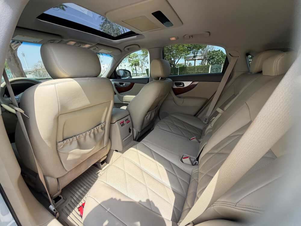 Infinite QX 70 - 11