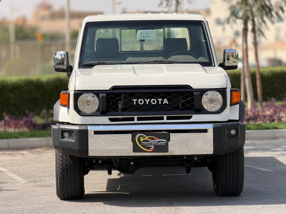 Land Cruiser LX - 4