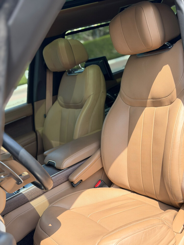 Rangrover Autobiography - 4