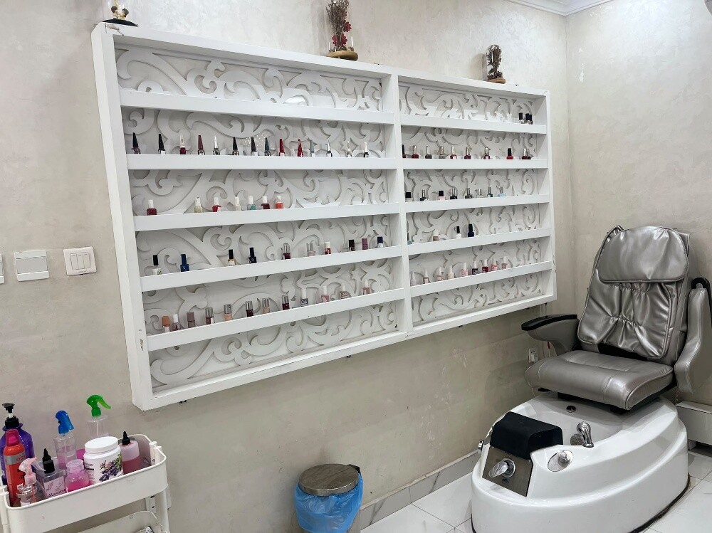 lady salon appliances for sale . - 4