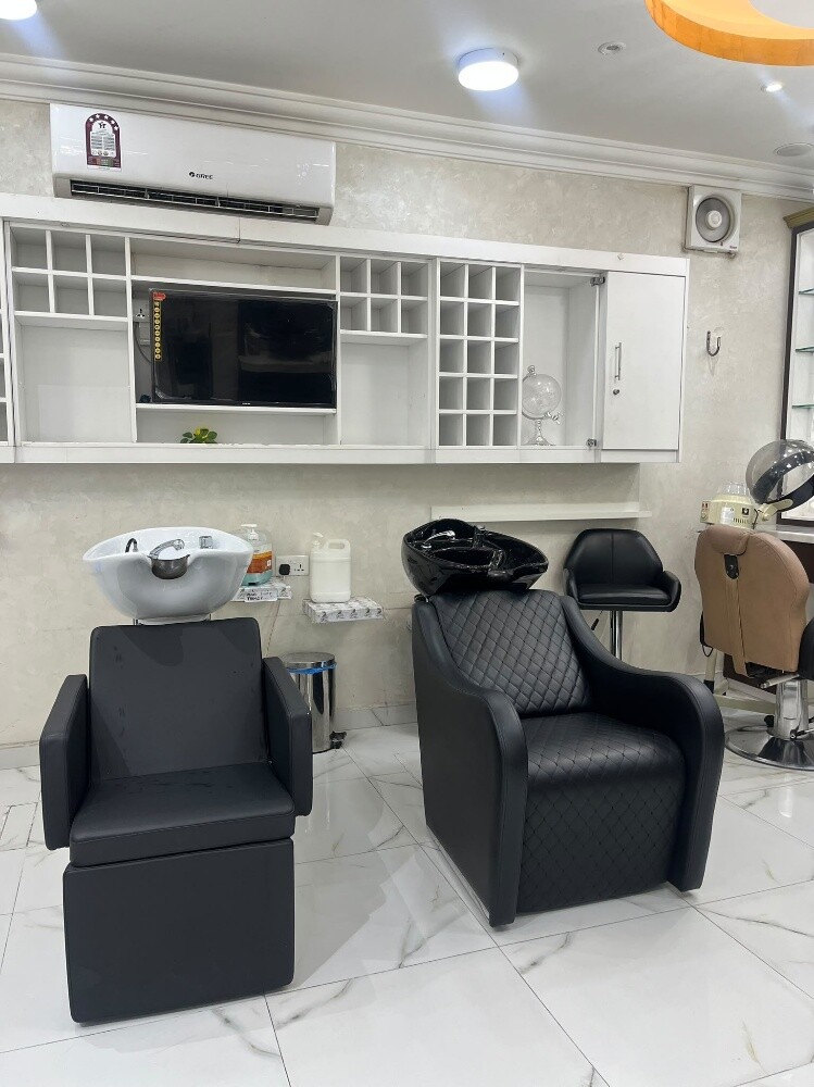 lady salon appliances for sale . - 7
