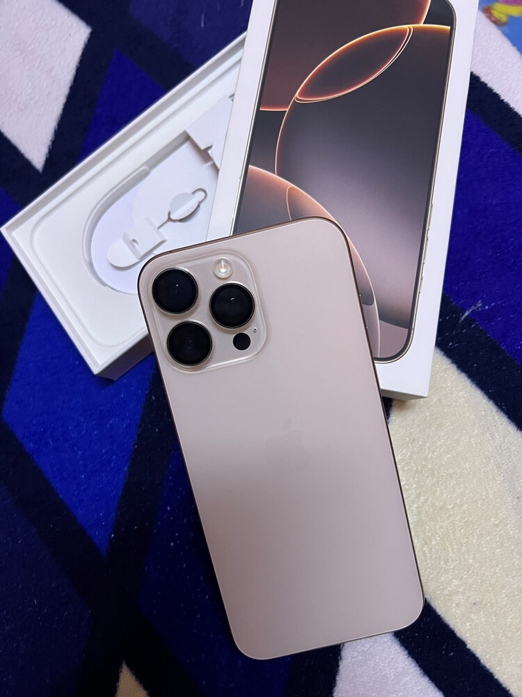iphone 16pro max 256gb - 1