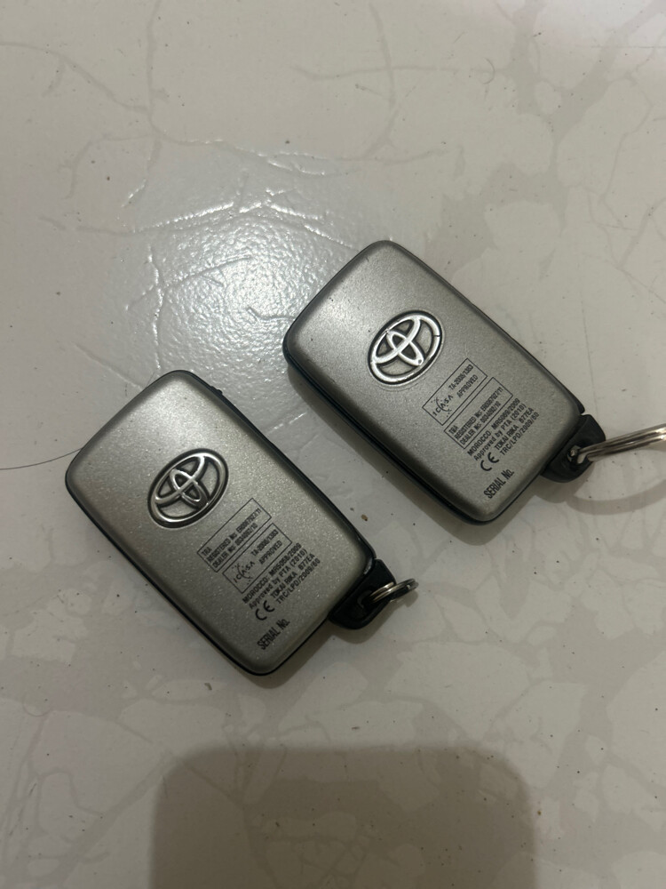TOYOTA LAND CRUISER 2013 V8 GXR - 13