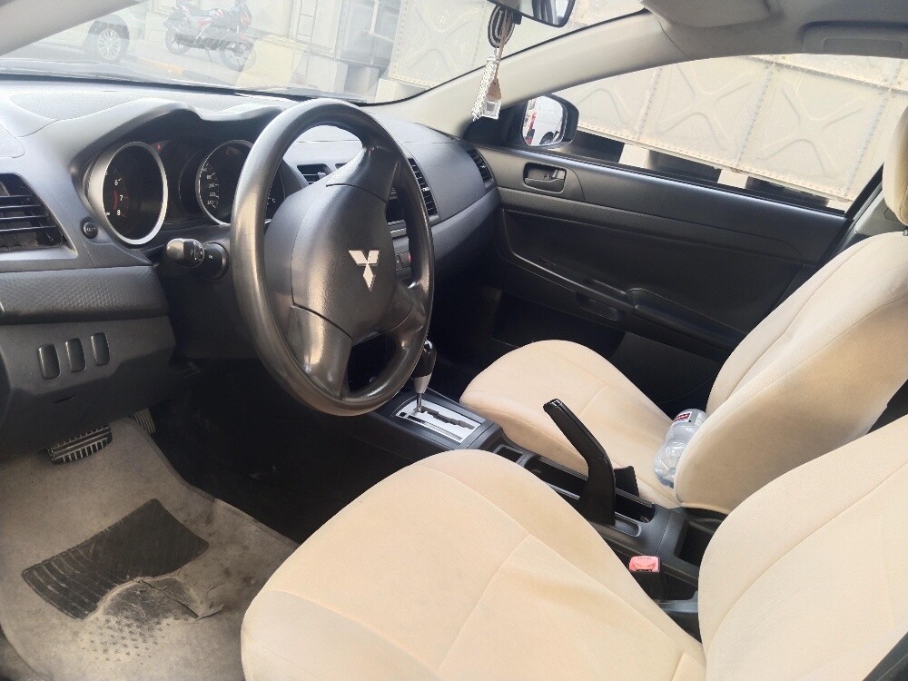 Mitsubishi Lancer 2016 model - 3