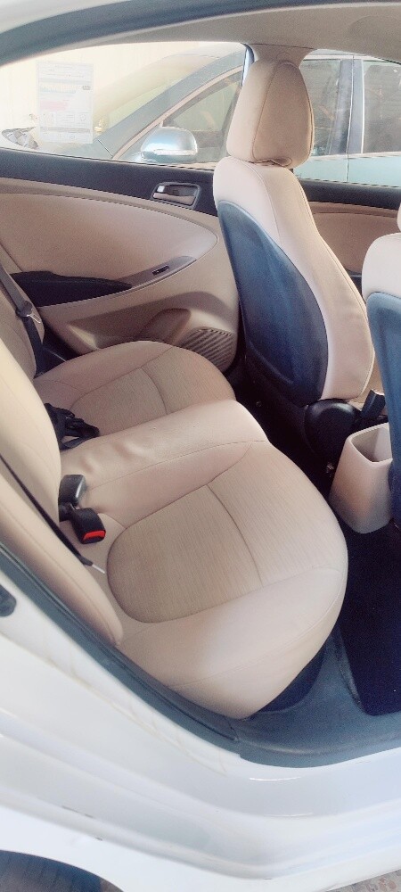 Hyundai Accent - 5