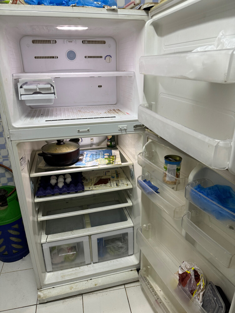Samsung refrigerator  - 4