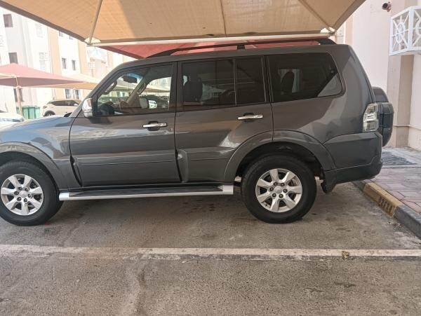 2017 Mitsubishi Pajero - 3