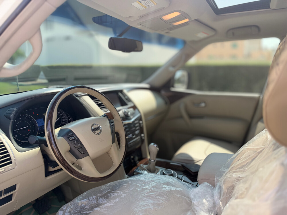 NISSAN PATROL PLATINUM-LOW MILEAGE - 14