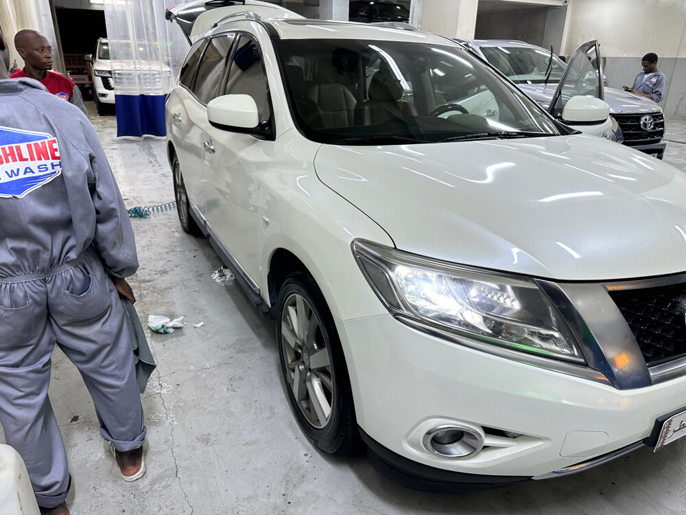 Nissan Pathfinder 2016 SV white - 2