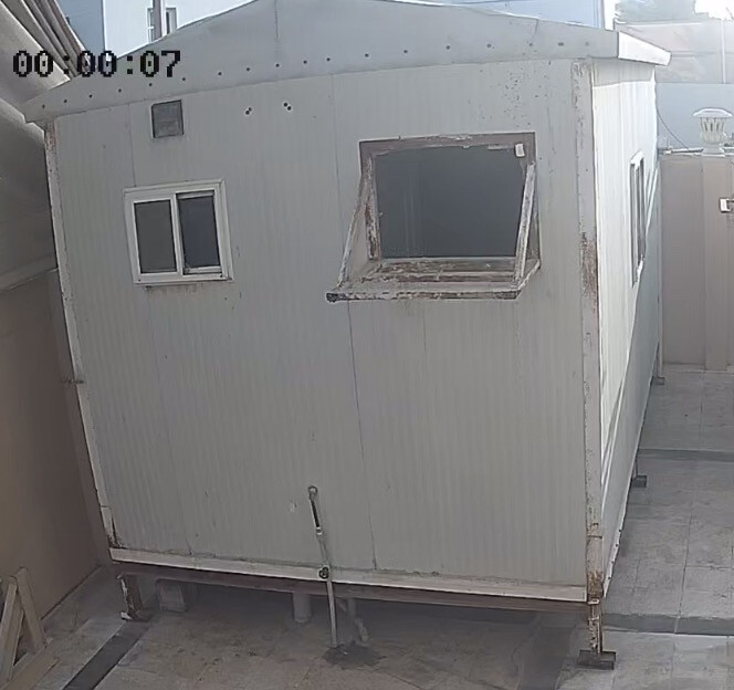 Fixed cabin - 1