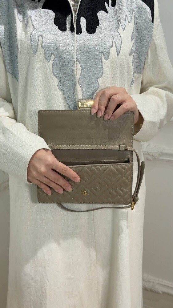 FND Wallet On Chain Baguette Dove - 6