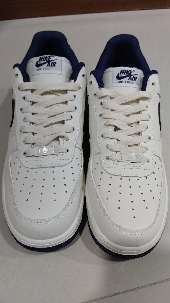 Nike Air Force 1 - New - 4