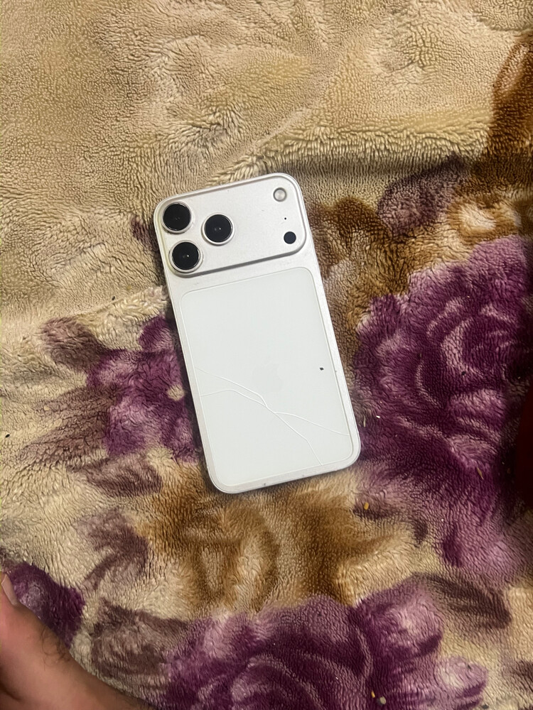 iPhone XR converted to 17pro - 1