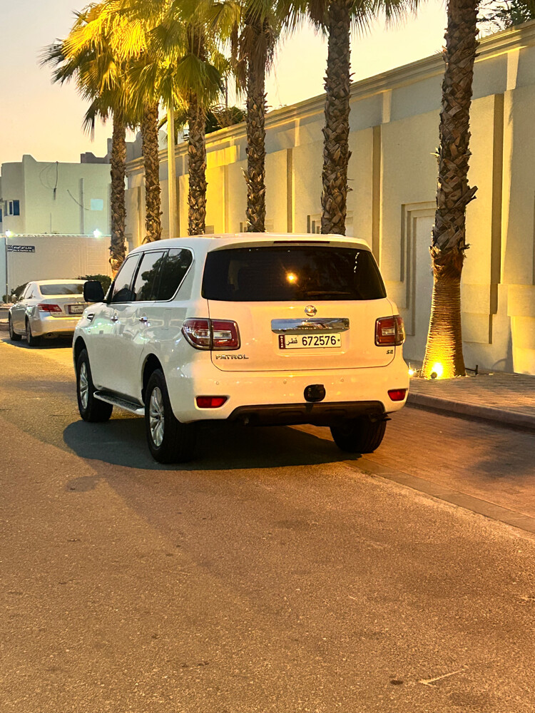 Nissan petrol 2015 SE - 5