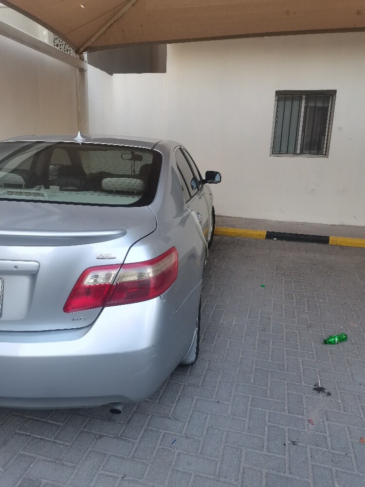 سيارة كامرى بحالة جيدة جير مكينة شاصي مكيف امورها طيبة السعر قابل للتفاوض - 7