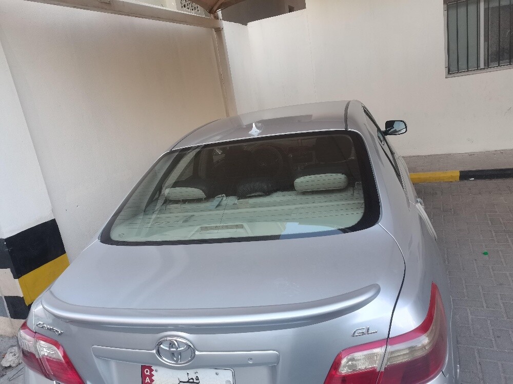 سيارة كامرى بحالة جيدة جير مكينة شاصي مكيف امورها طيبة السعر قابل للتفاوض - 4