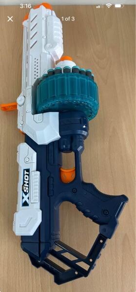 X shot guns - 1