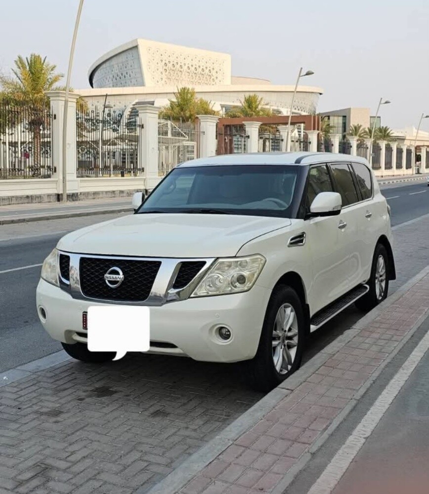 Nissan patrol 2011 - 2