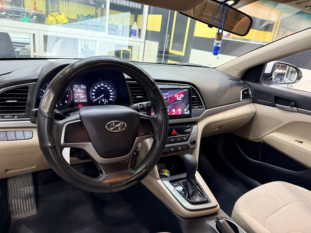 Hyundai Elantra 2017 - 7
