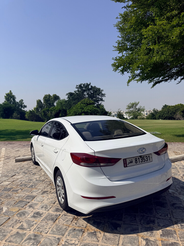 Hyundai Elantra 2017 - 2