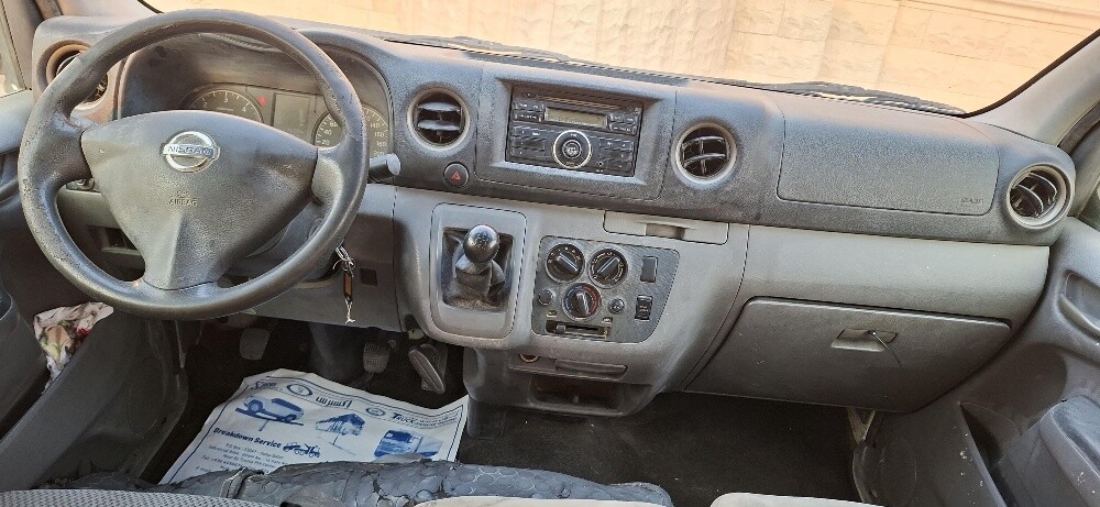 2015 Nissan Urvan ( Diesel - 5