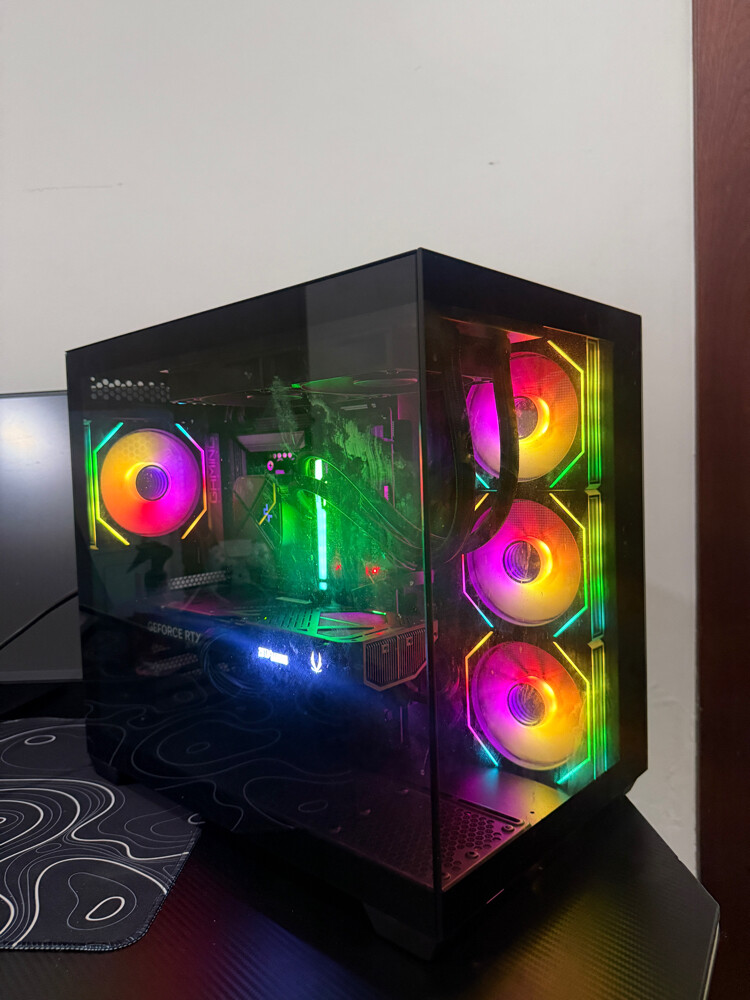 HIGH PC RTX 5070 12 GB  - 2