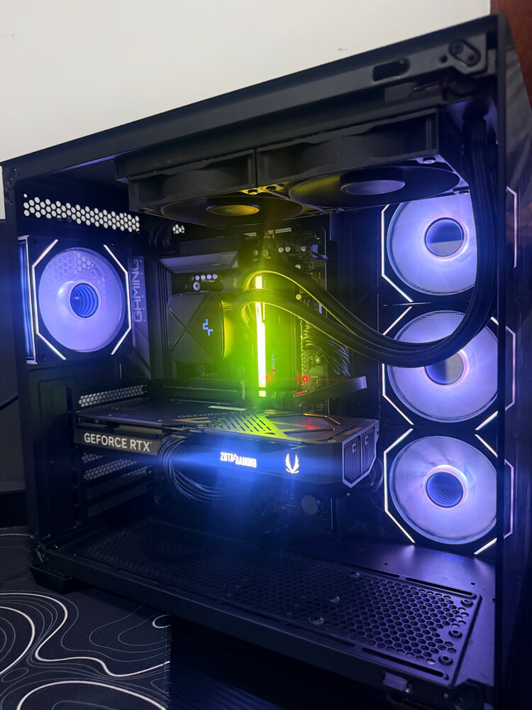 HIGH PC RTX 5070 12 GB  - 3