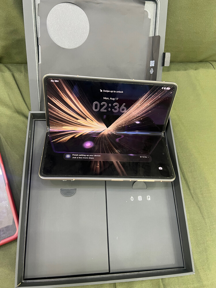 Honor magic V5 512 ram16 - 9