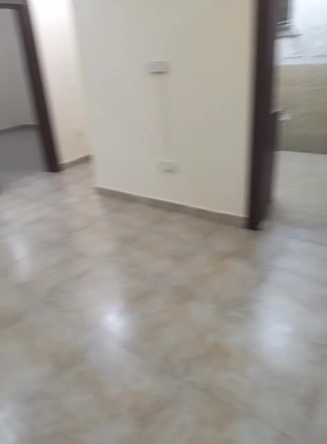 للايجار شقه عائلات طابق أرضي - 1