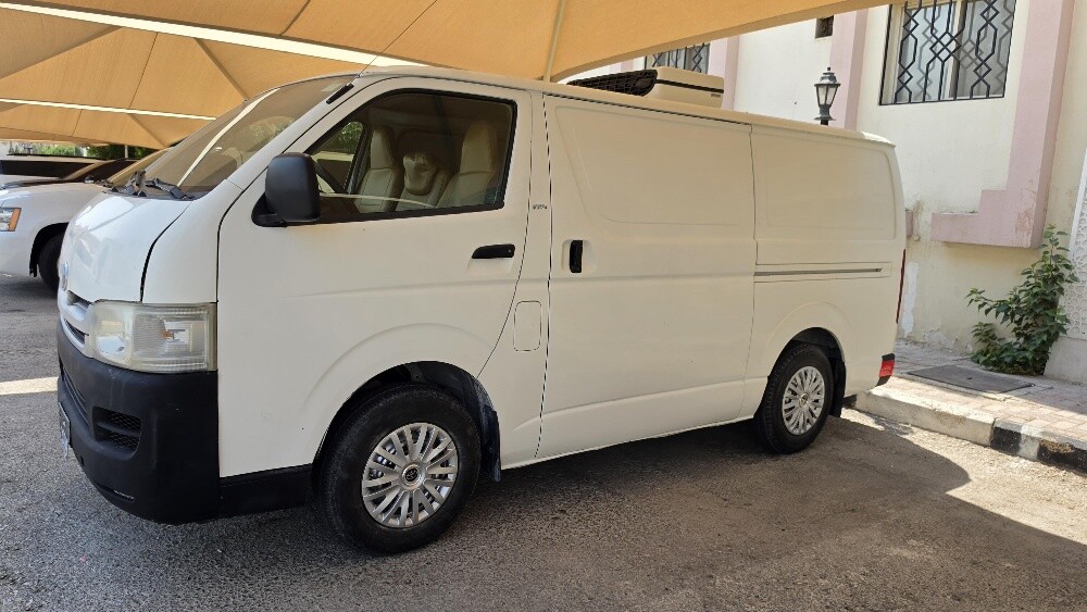 TOYOTA HAICE 2010chiller for sale - 10