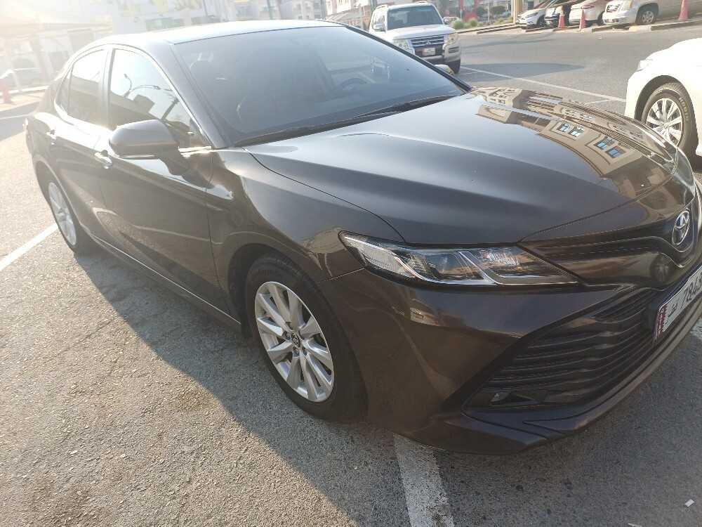Excellent camry 2019 GLE for sale - 1