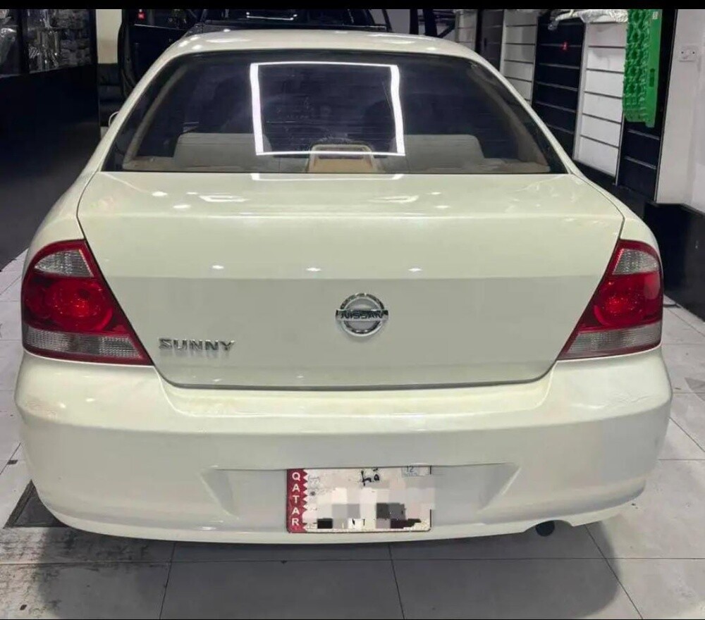 Nissan Sunny 2012 - 3