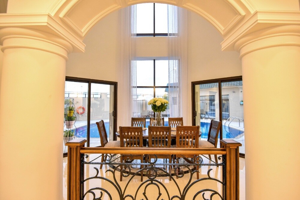 Villa for rent in Duhail Area: 1,20 - 4