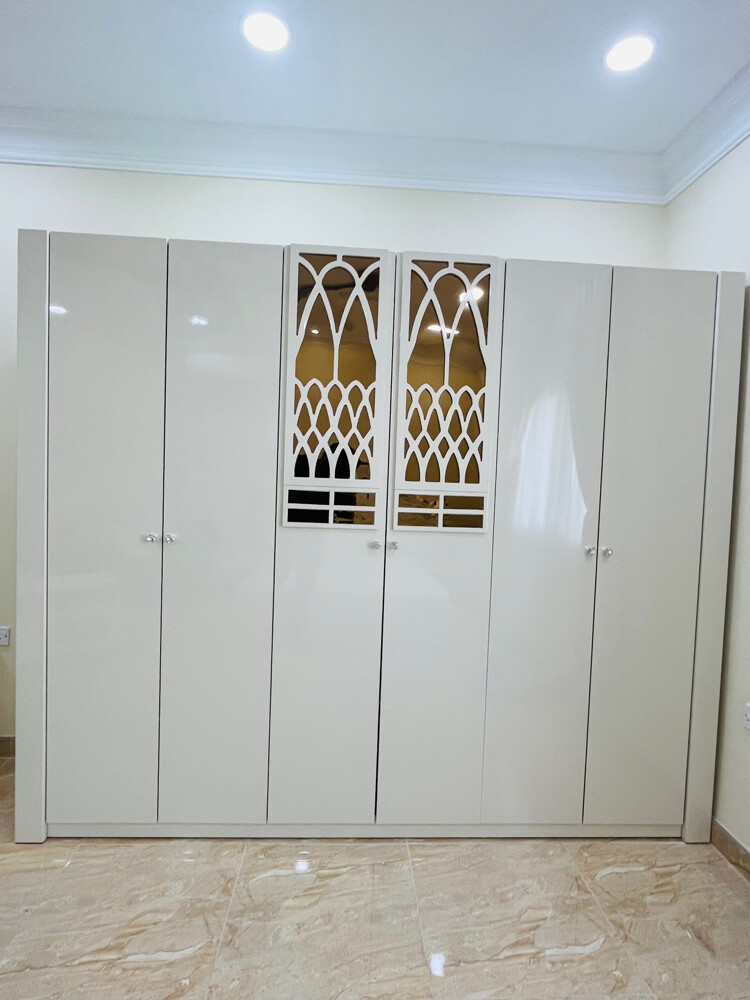 Classic bed room set  - 4
